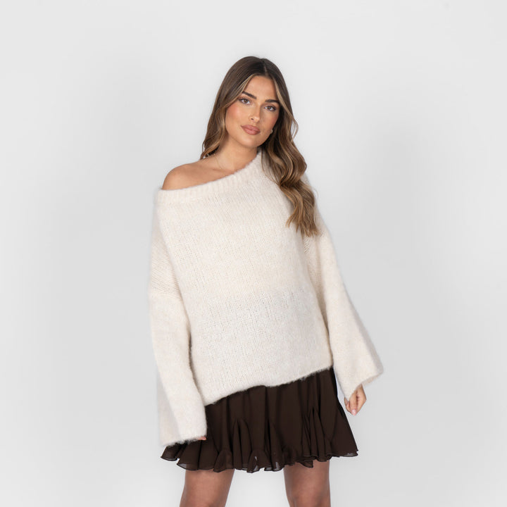 Naadmaastricht | Ultra-Zachte Off-Shoulder Knit