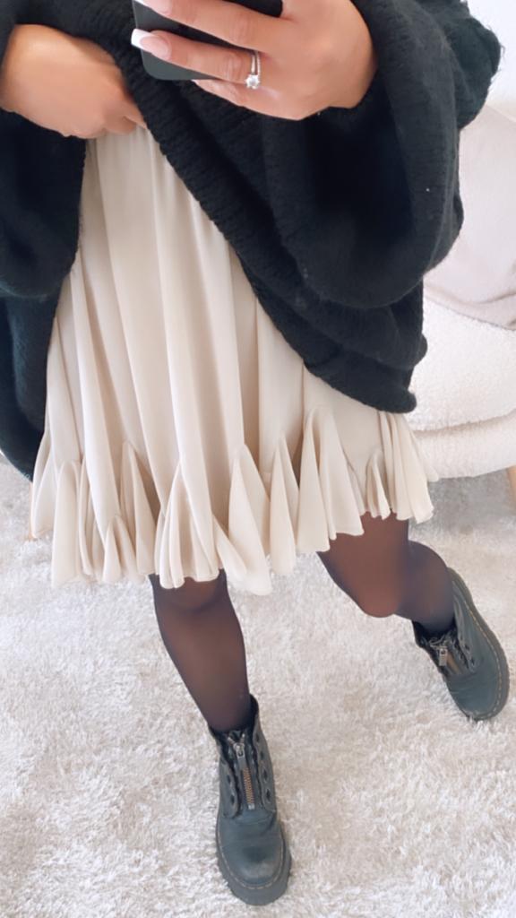 Naadmaastricht | Lichte Rok met Volant – Beige