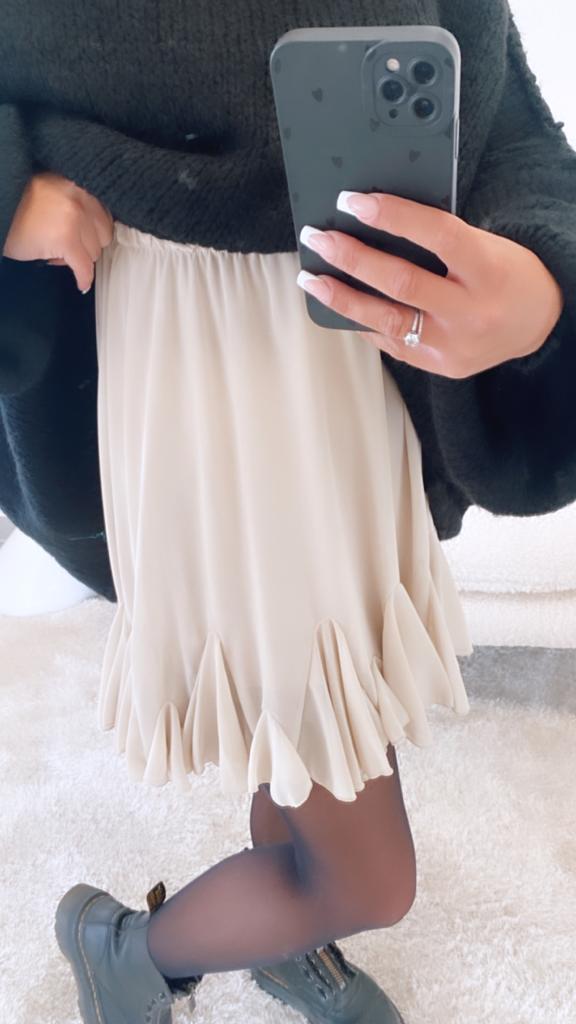 Naadmaastricht | Lichte Rok met Volant – Beige