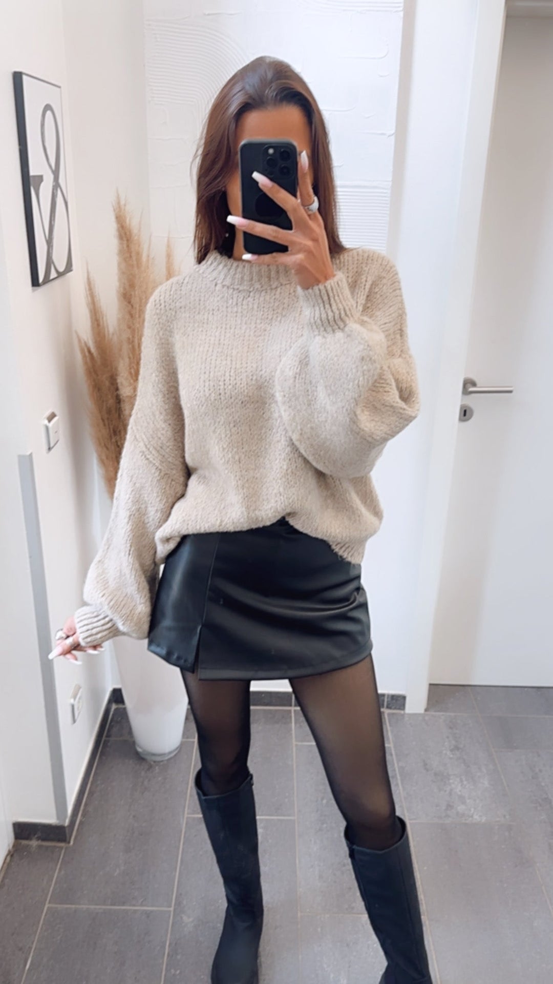 Naadmaastricht | Broek-rok in lederlook / zwart