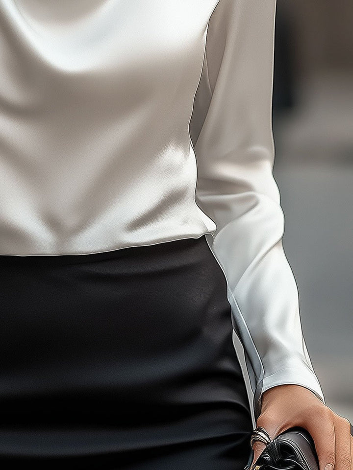 Naadmaastricht | Satijnen blouse met geplooide halslijn