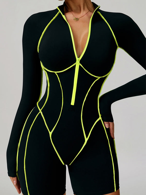 Naadmaastricht | Rugloze Jumpsuit met Ritssluiting en Contrasterende Strepen